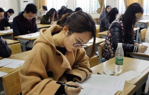 电子商务专业毕业生转行