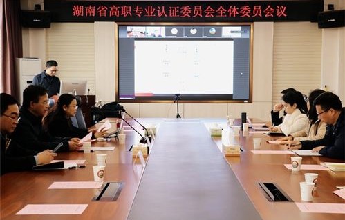 电子商务专业能挂啥证